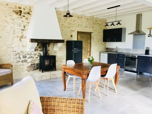 Beautifully restored 2 bedroom house with private pool and barbecue.