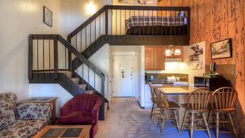 TV, fireplace, DVD player