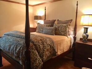 4 chambres, fer et planche à repasser, Wi-Fi gratuit, draps fournis