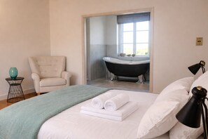 6 chambres, bureau, fer et planche à repasser, Wi-Fi gratuit