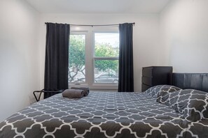 2 bedrooms, iron/ironing board, WiFi, bed sheets