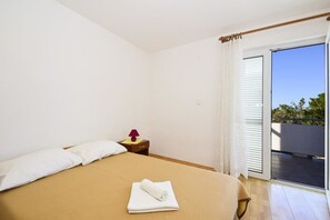 Decoración personalizada, muebles diferentes y wifi gratis