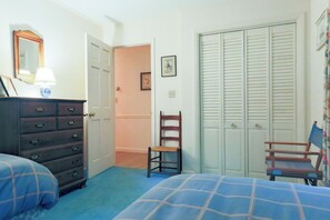 3 quartos, ferros/tábuas de passar roupa, Wi-Fi, roupa de cama