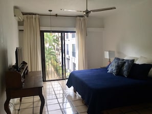 2 chambres, fer et planche à repasser, Wi-Fi, literie fournie