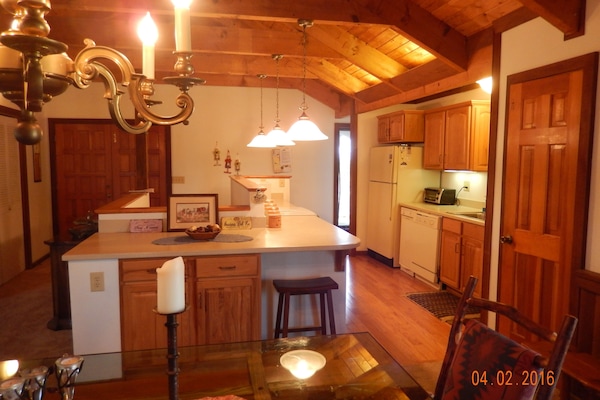 Spacious kitchen, stocked with everything a chef could want!