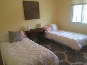 3 bedrooms, WiFi, bed sheets