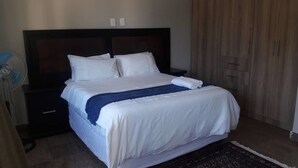 Unclassified image, 4 of 12, button - Azurite Apartments (Lusaka)