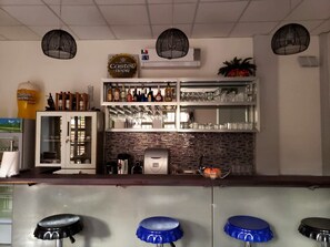 Bar (en el alojamiento)