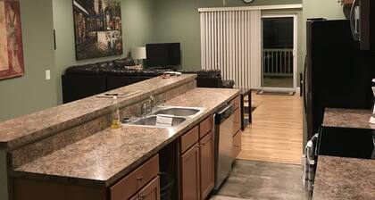 Deux chambres, 2 1/2 condo de bain situé dans les villas à Grafton, IL