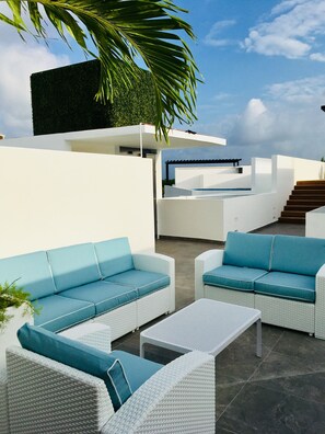Terrace/patio - Sleeps 5.  Rooftop infinity pool, 2 bed, 2.5 baths, 2nd floor (Tulum)
