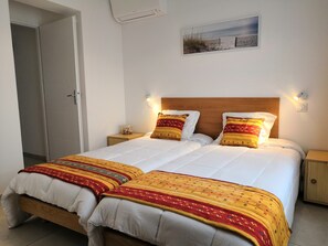 3 bedrooms, in-room safe, desk, iron/ironing board - Villa 4 stars "Les Volets Bleus" Farniente at 100 m from the beach! (Agde)