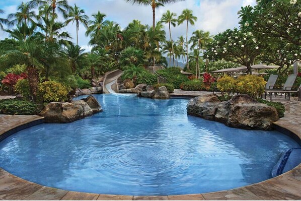 Lämmitetty uima-allas