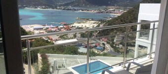 Beautiful home in paradise