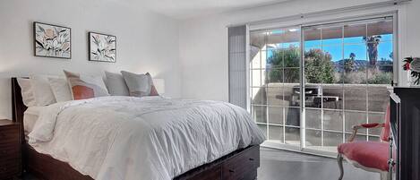 2 habitaciones, tabla de planchar con plancha, wifi y ropa de cama