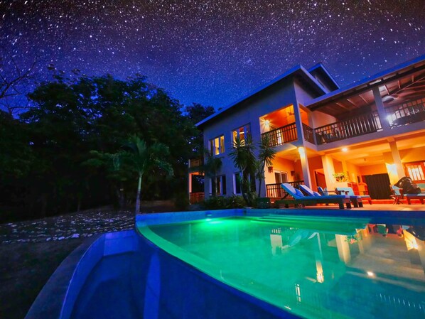 An infinity pool