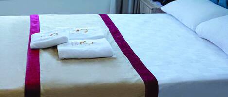 In-room safe, individually decorated, individually furnished, desk