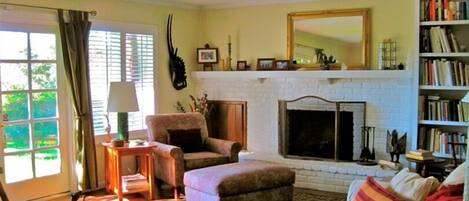 TV, fireplace, DVD player, music library