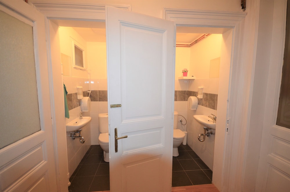 Travel&Joy backpackers by null