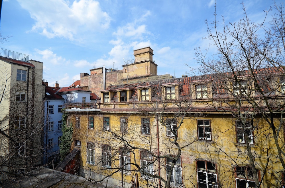 Travel&Joy backpackers by null