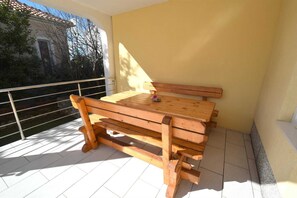 Ulkoruokailutilat