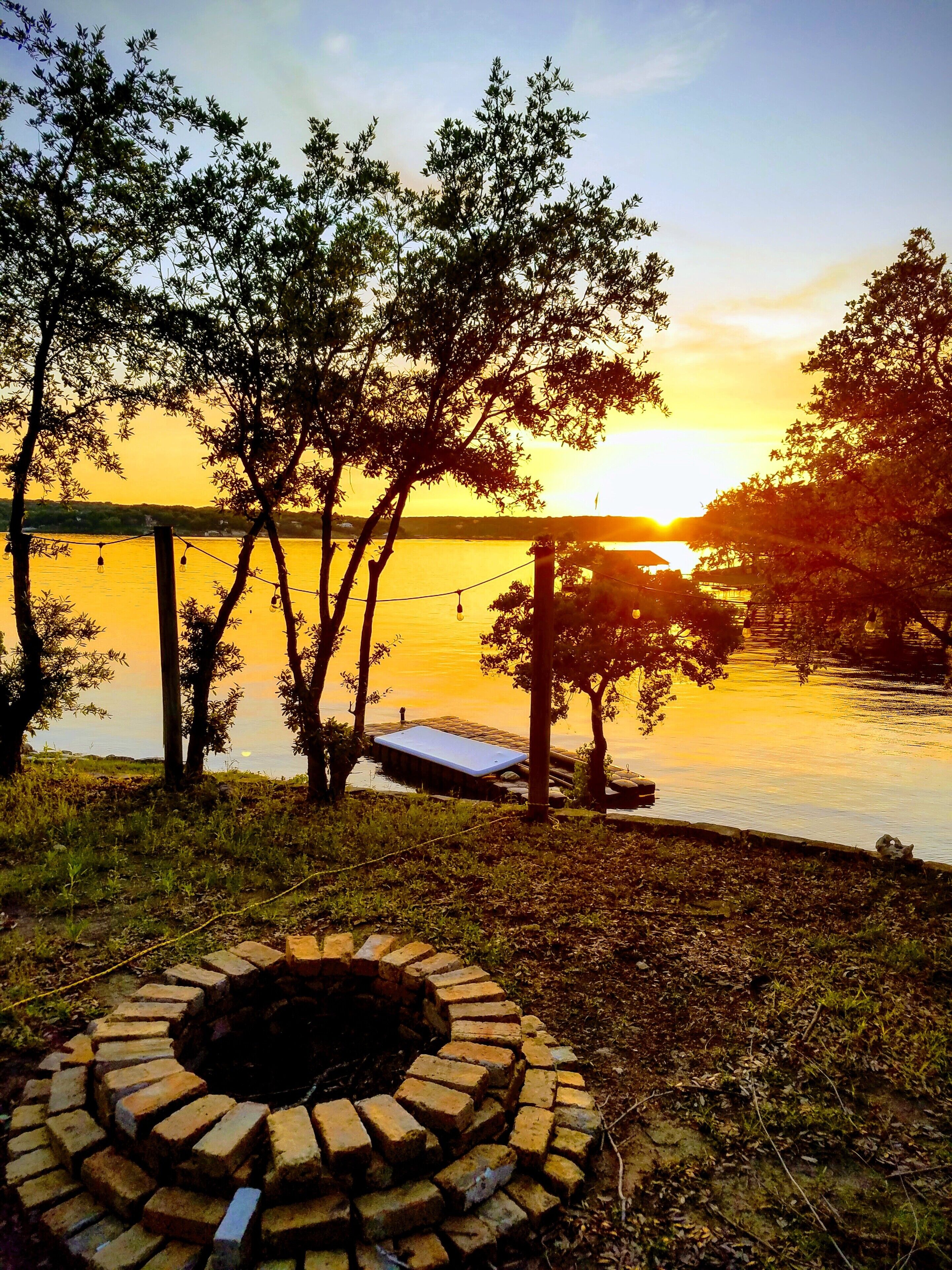 Dog Friendly 3 BR House w/ deep water boat dock and sunset views on Eck Lane