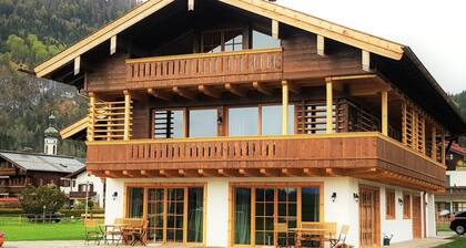 Ferienwohnung Kaiserwetter, 80qm, mit Balkon und hochwertiger Ausstattung