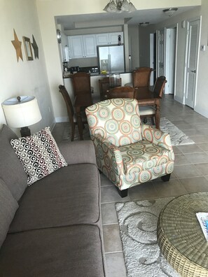 Smart-TV, DVD-spiller og fotballspill