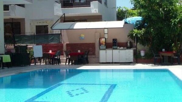 Seasonal outdoor pool - Nergos Side Hotel (Manavgat)