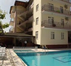 Front of property - Nergos Side Hotel (Manavgat)