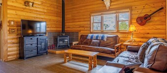 Perfect getaway at the foot of the Beartooth Mountains!