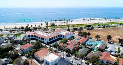 NUEVO LISTADO - Casa de campo renovada de dos dormitorios a pasos de la playa.
