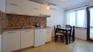 Apartment, 2 Bedrooms (772) | Private kitchenette - Apartments Buturajac (Krk)