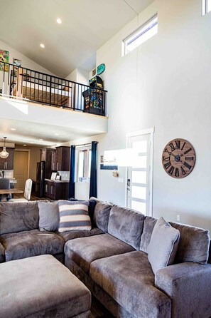 Smart TV, fireplace, video games, offices