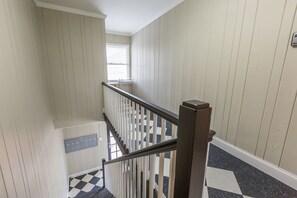 Interior - Luxurious 1BR Located Near Downtown & Hospital (Winston-Salem)