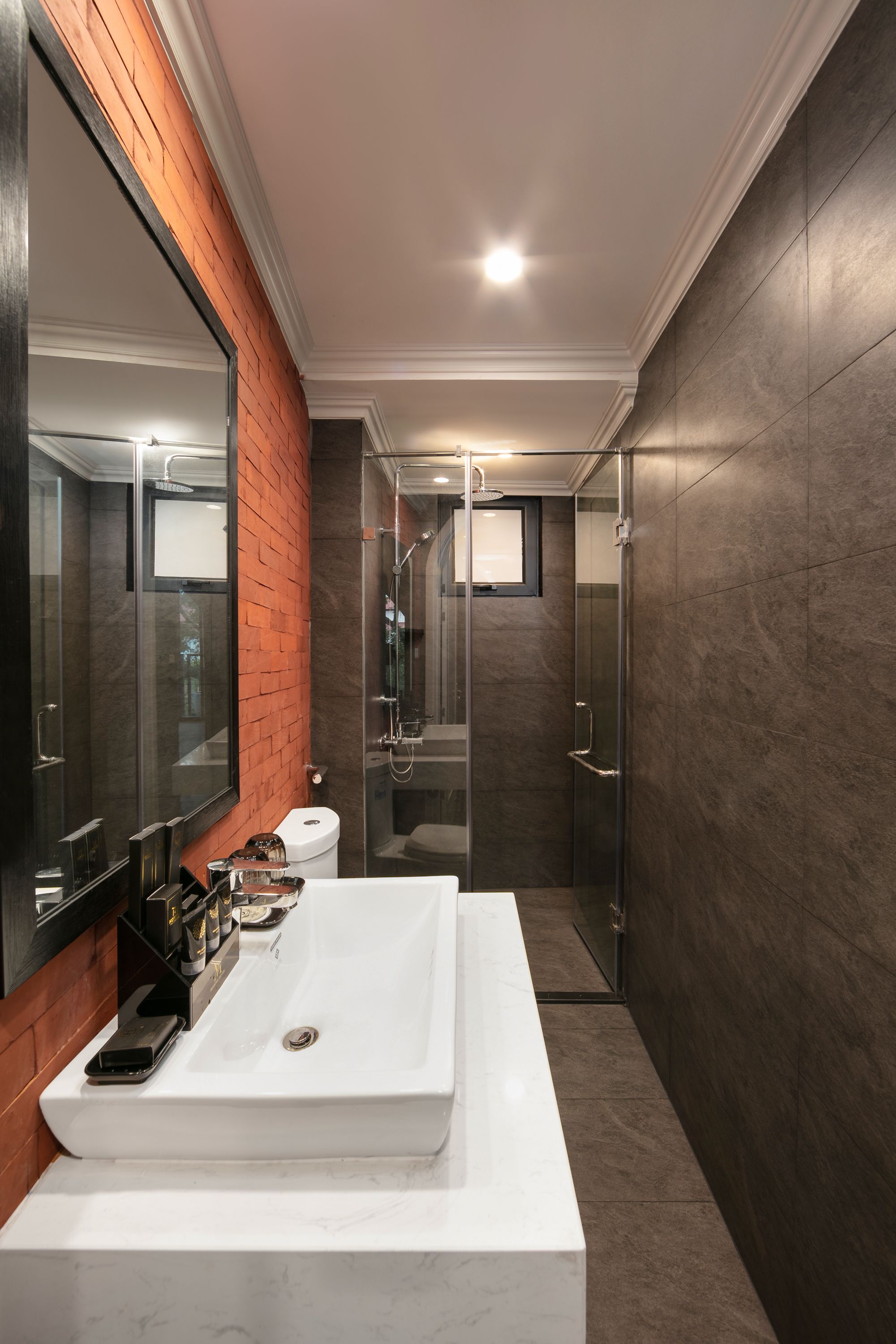 Photo - Marina Hotel