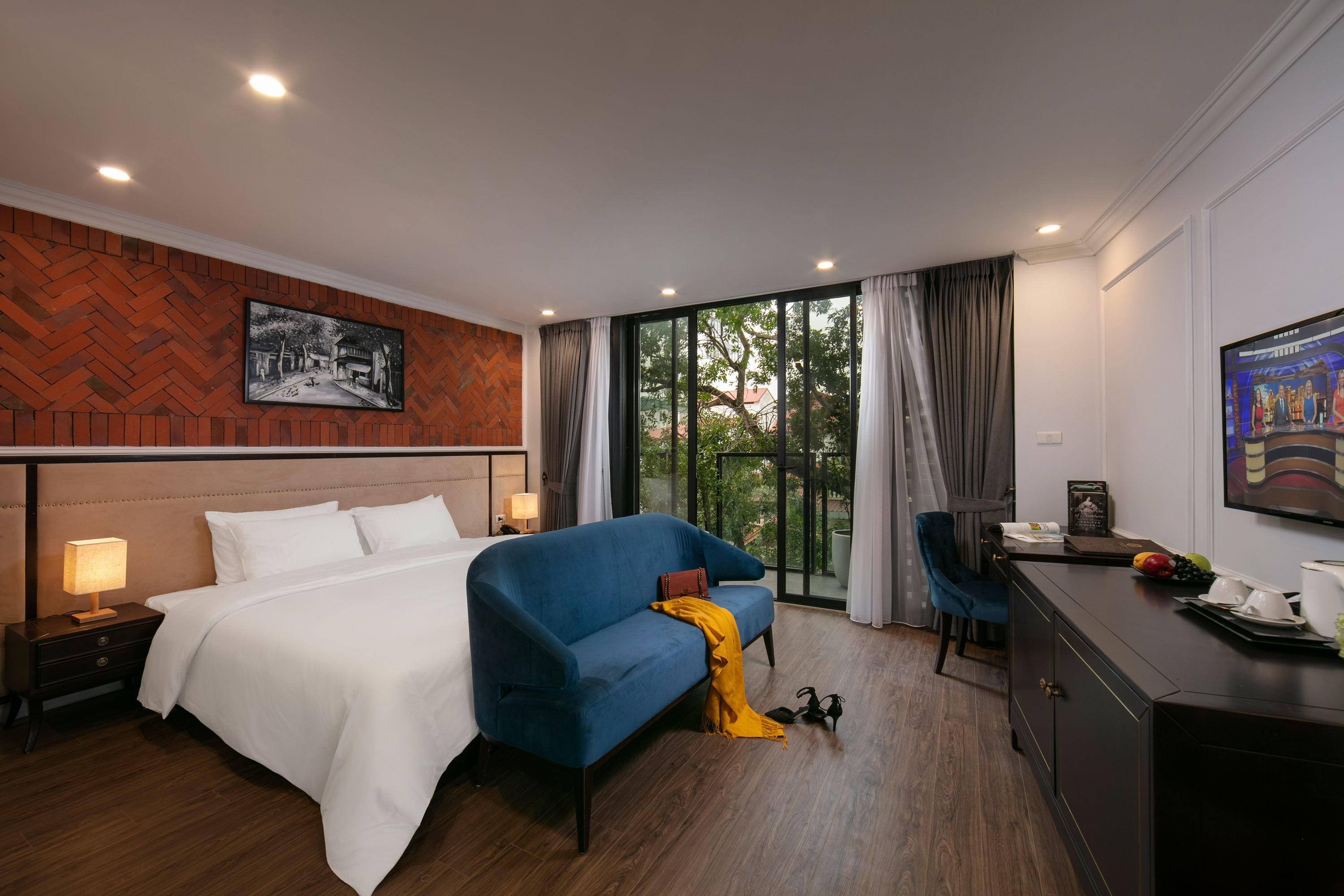 Photo - Marina Hotel