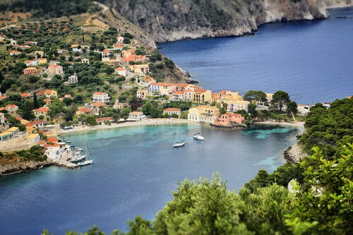 APHRODITE SUPERB  SEA VIEW APARTMENT IN ARGOSTOLI