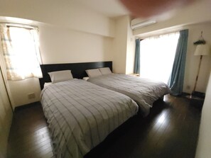 1 bedroom, desk, iron/ironing board, free WiFi