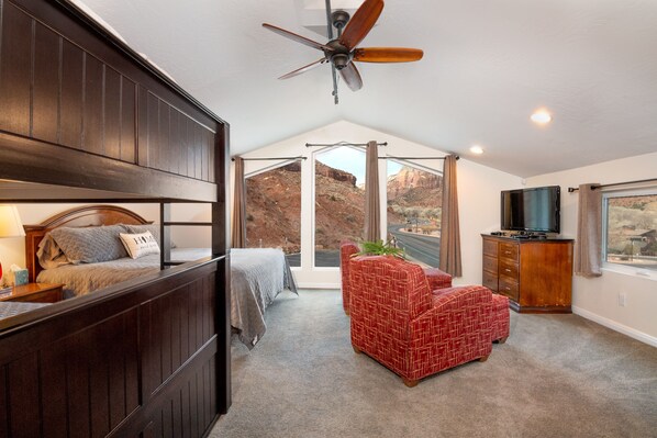 Vauvan matkasänky, Wi-Fi, vuodevaatteet