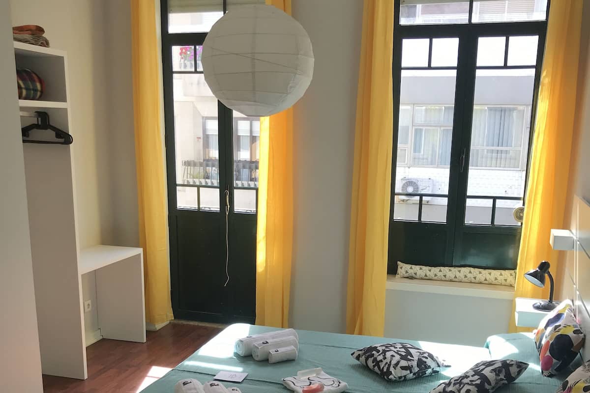 Superior Twin Room, Shared Bathroom | Desk, soundproofing, free WiFi, bed sheets