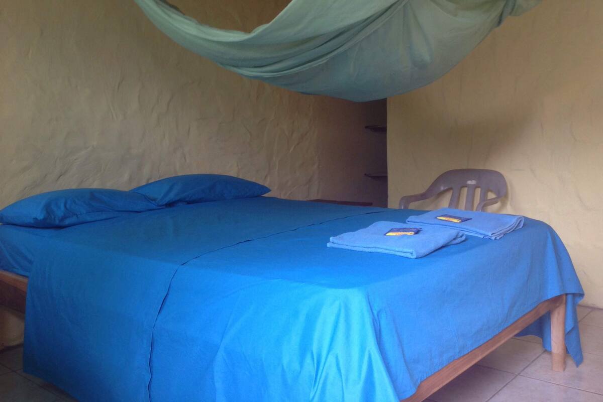 Executive Double Room, 1 Queen Bed, Garden View | Individually decorated, individually furnished, blackout curtains