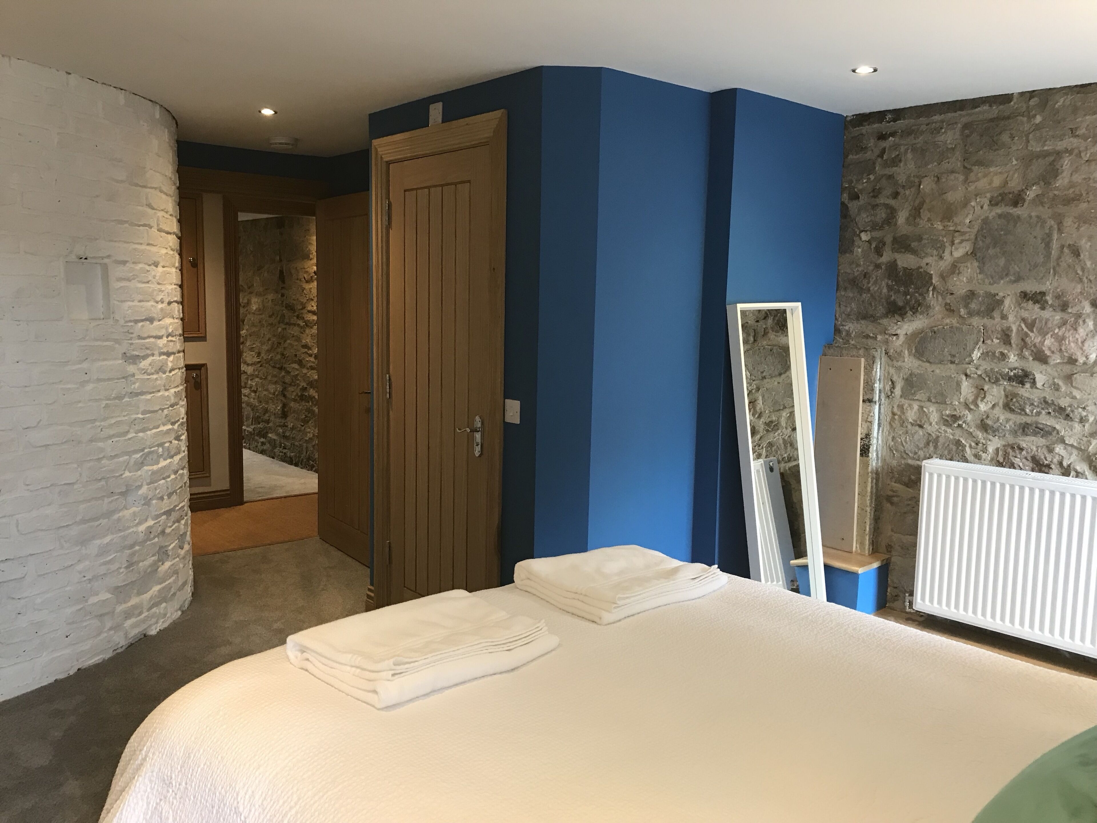 Top Royal Mile 2 Bedroom 2 Shower Room Apartment - Edinburgh