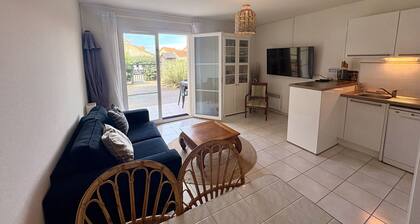 Sympathique maison mitoyenne avec terrasse (125)