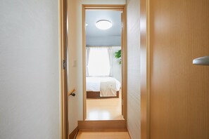 Interior - 4min Shin-Okubo Sta&Very bright!/Free Wi (Shinjuku-ku)