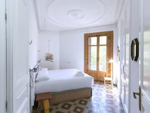 2 bedrooms, iron/ironing board, Internet, bed sheets - Casa B yök Casa + Cultura (Barcelona)