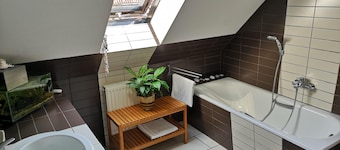 Whole house-120sqm rest oasis near Berlin (S-Bahn close)