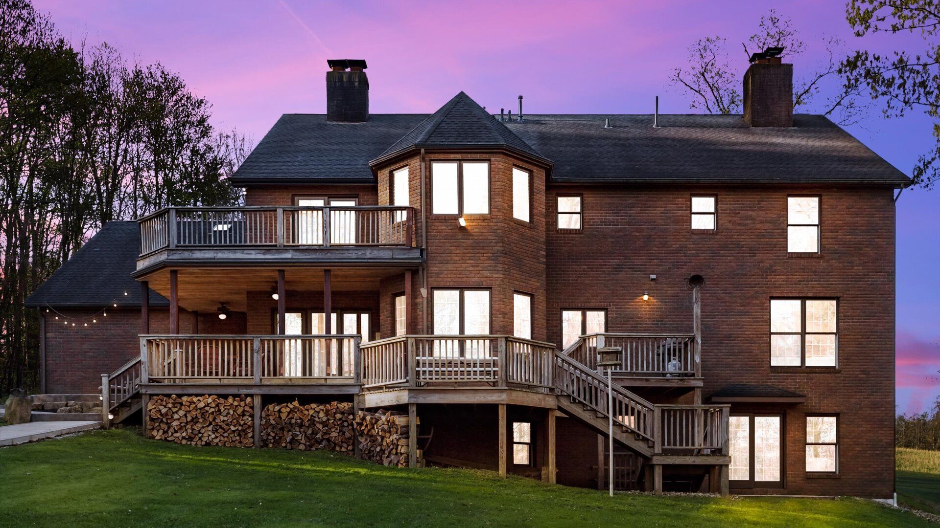 Twin Oaks Retreat - Gather Here!