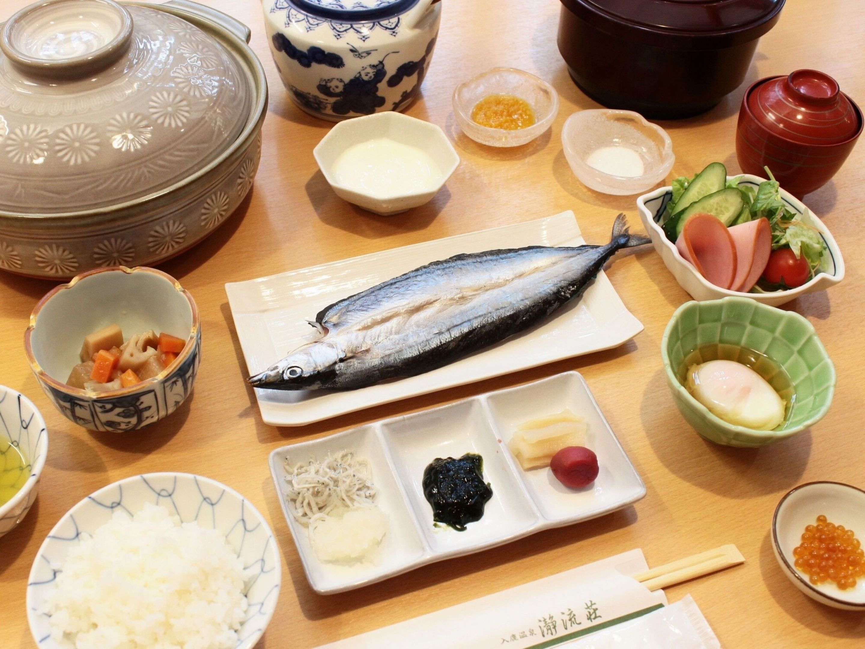 朝食