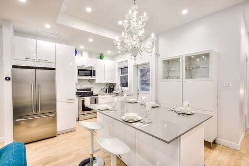 Amazing Apartment In The Heart Of The Plateau