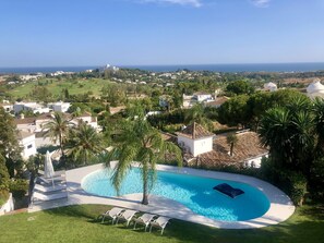 Outdoor pool, a heated pool